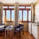 Miami Santa Catalina Apartman *